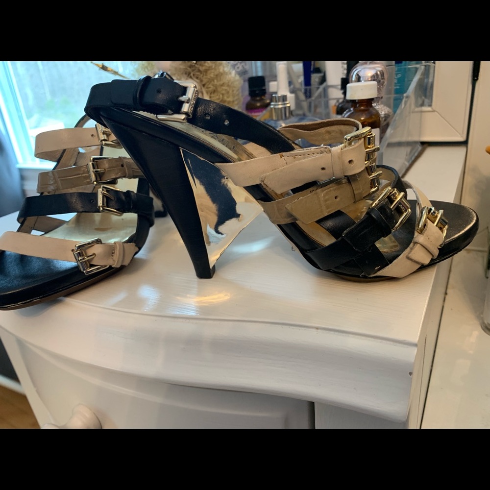 Shoes - Picture 2 of 5